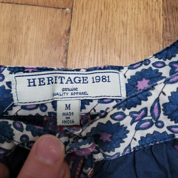 5/$25 Boho style Blouse - Picture 6 of 10